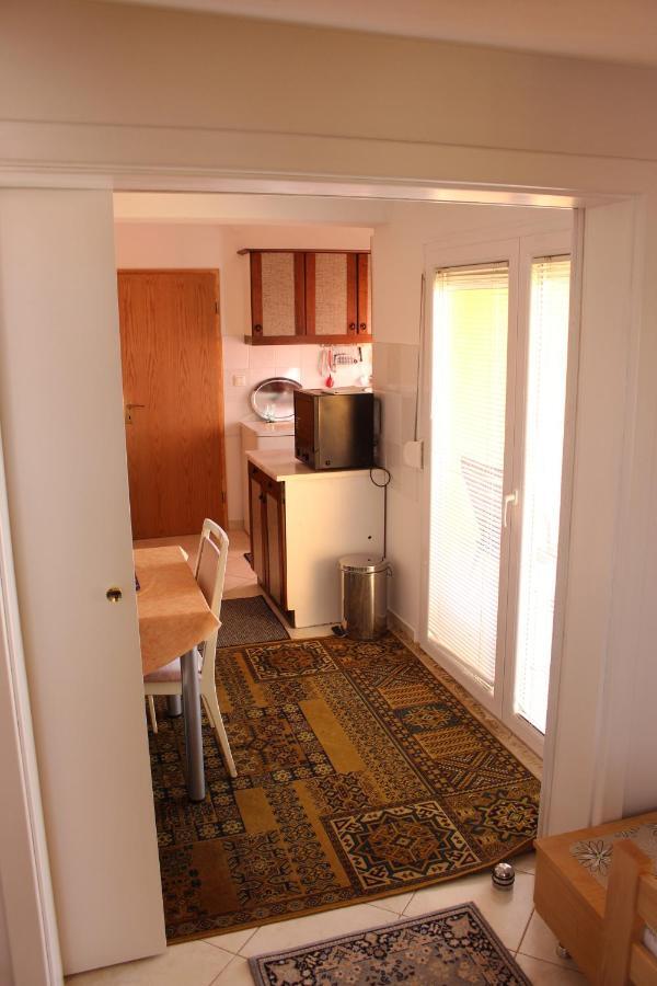 Apartment Leon Zara Esterno foto